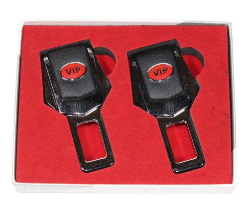 Заглушка ремня безопасности с кожаной вставкой   VIP , с КРАСНОЙ вставкой